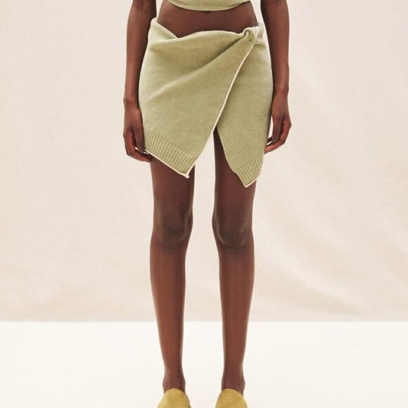 JACQUEMUS Green Le Papier 'La Jupe Bagnu' Miniskirt size 40 - Picture 1 of 11